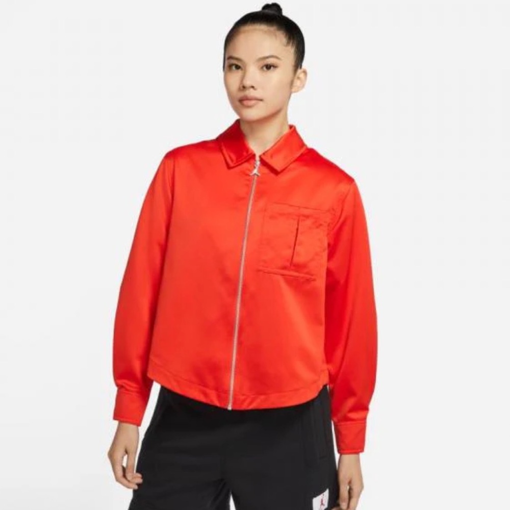 Air Jordan Women’s Zip Up